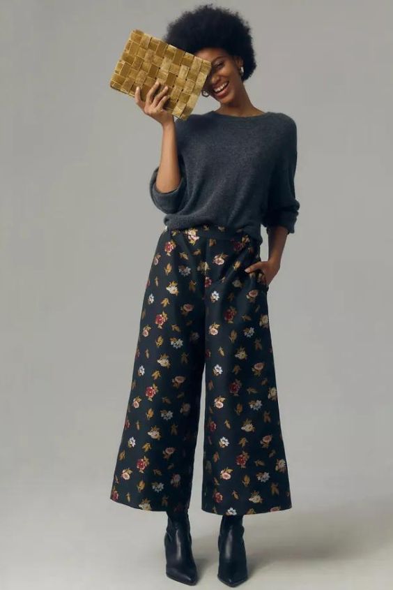 Wide-Leg Trousers with a Fitted Top