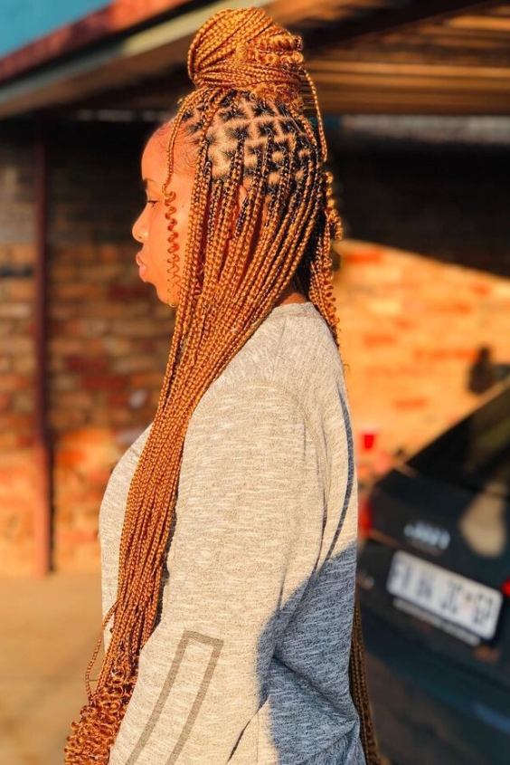 Caramel Brown Knotless Braids