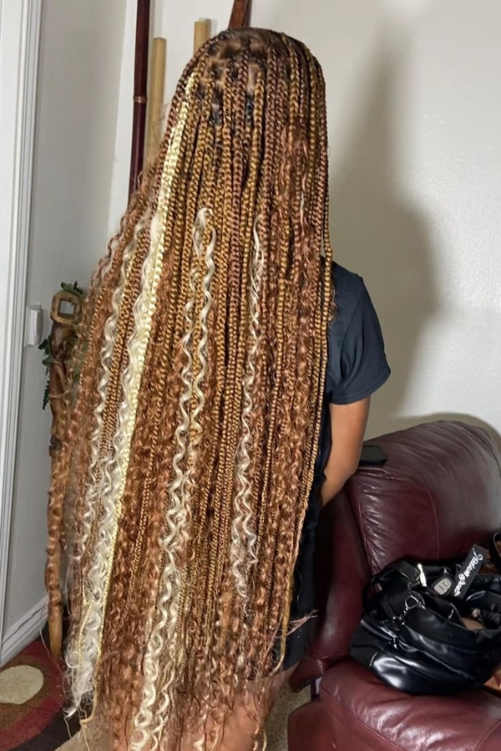 Golden Blonde and Brown Knotless Braids