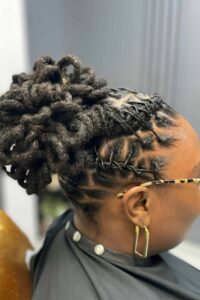 15 Barrel Twist Hairstyles for Women to Create Versatile Looks