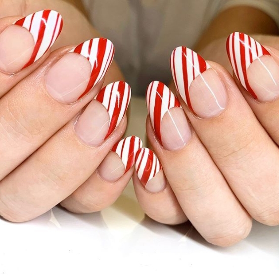 Candy Cane Striped Nails