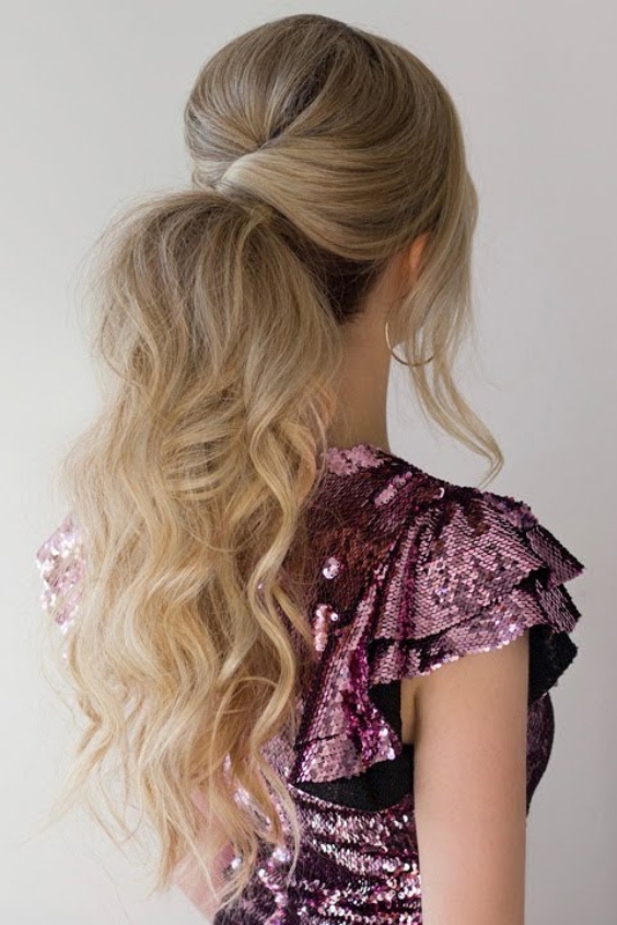 Curly Ponytail