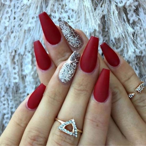 Festive Red Nails