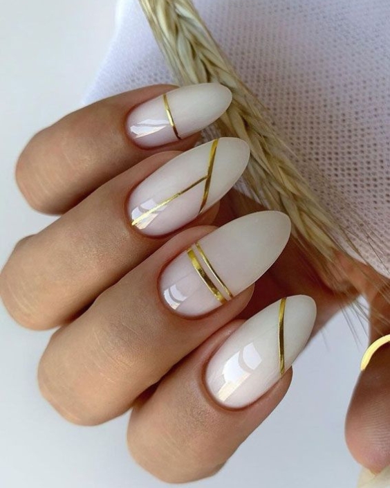 Minimalist Gold Geometric Lines