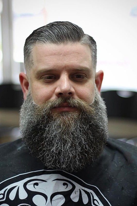 Rounded Bushy Beard