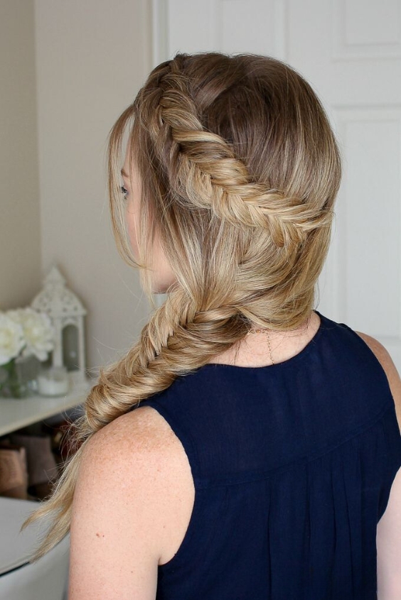 Trendy Side Braid