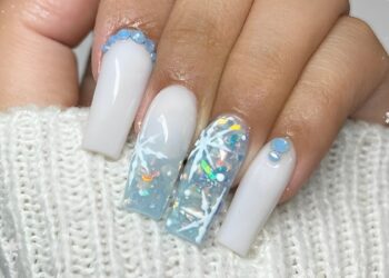 Winter Acrylic Nail Designs