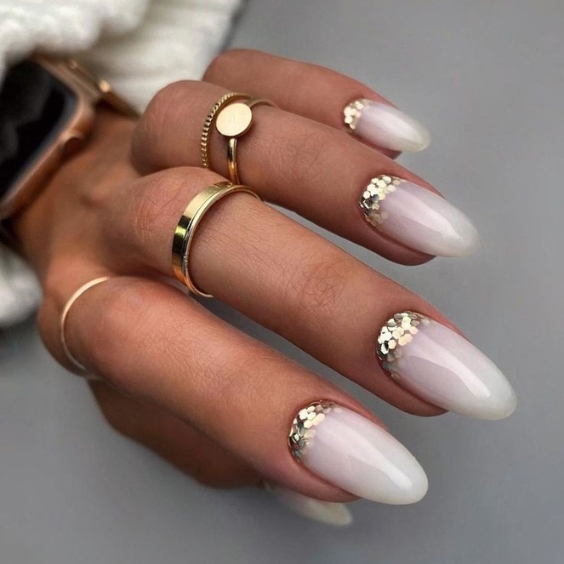 Almond-Shaped Bridal Nails