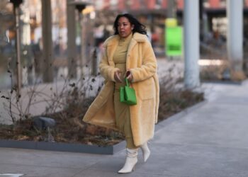 Plus-Size Winter Outfits