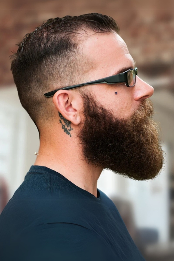 The Full Ducktail Beard