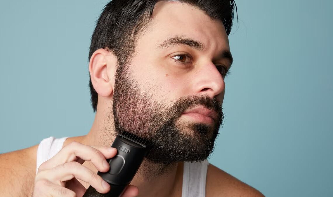 13 Flat Bottom Beard Hacks: Styles, Common Mistakes, and Care Tips