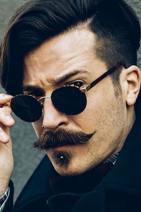 The Vintage Maverick Beard