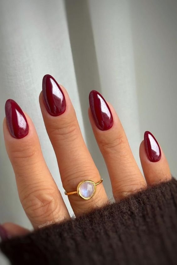 Short Burgundy Chrome Nails 