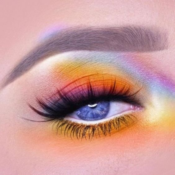 prism aura eye look