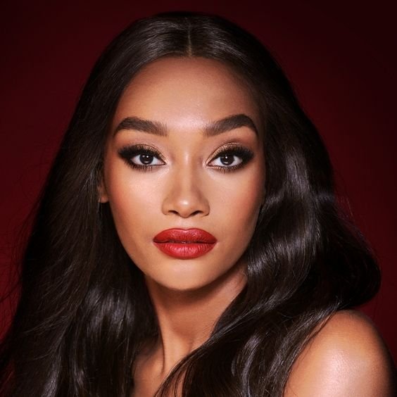 Classic Hollywood Bombshell Makeup