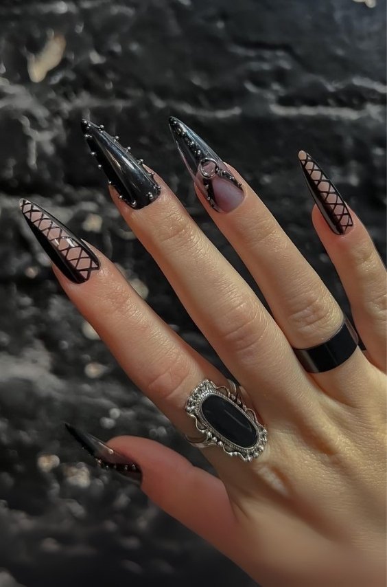 Dark Glam Gothic Nails