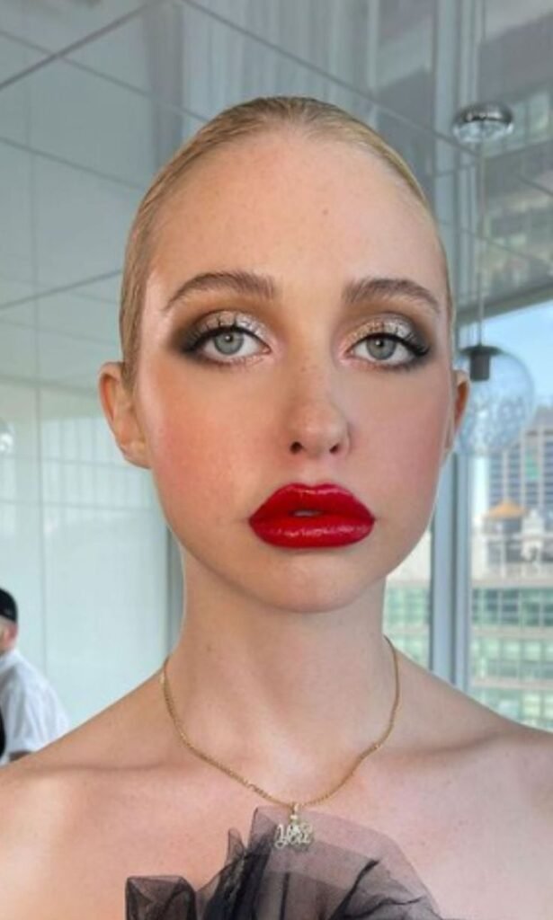 Sukuna Bold Red Lips