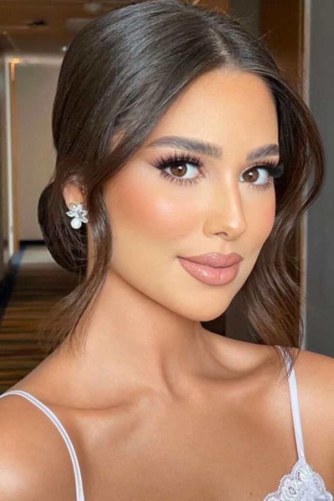 Beige Glow Neutral Glam