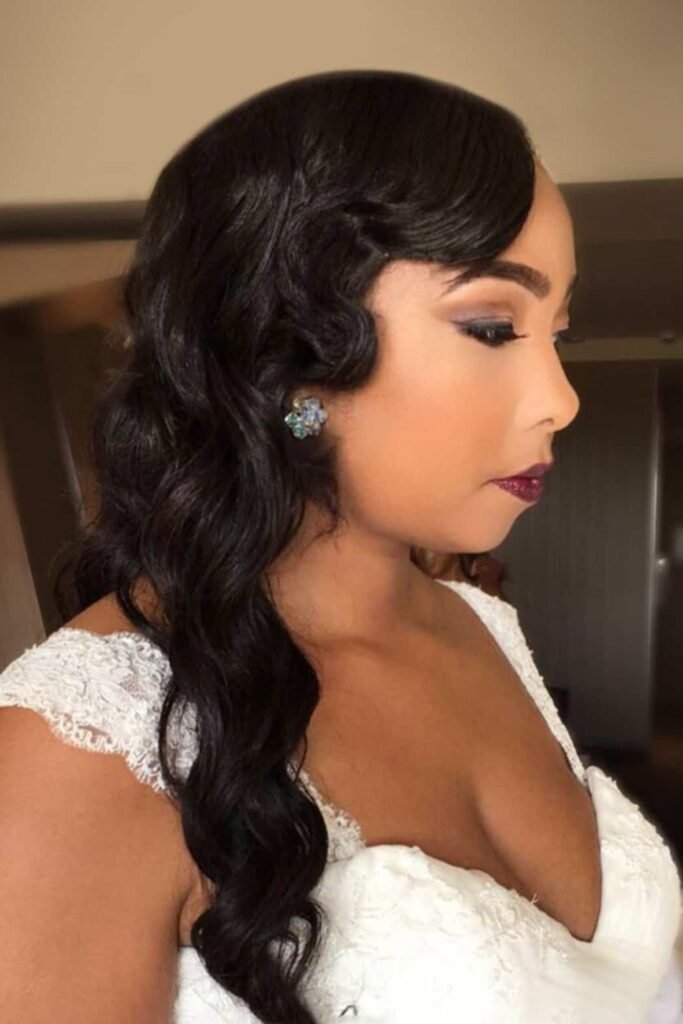 Finger Waves with Side Part