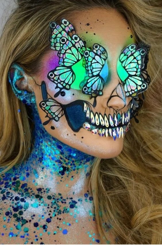 Holographic Skull Sexy Halloween Makeup