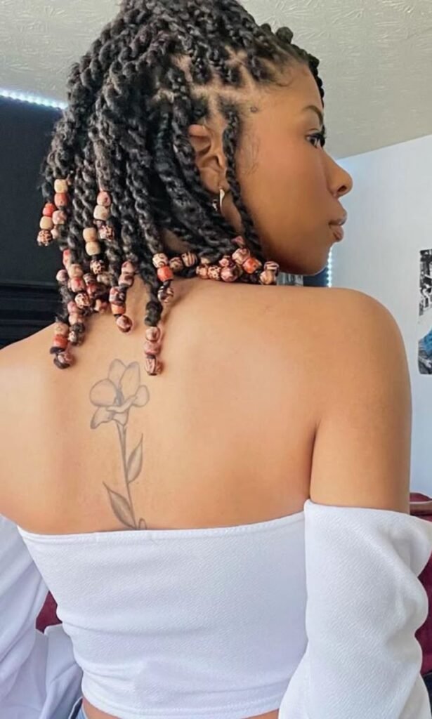 Short Kinky Twists with Beads