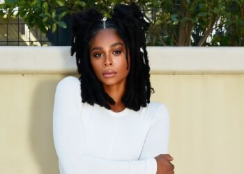 Short Loc Hairstyles for Females