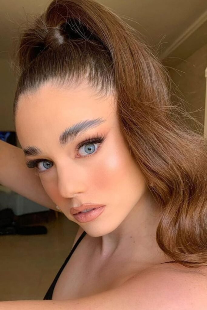 Soft Peach Glow Neutral Glam