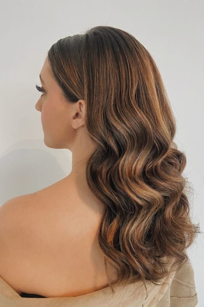 Soft Pinned Waves