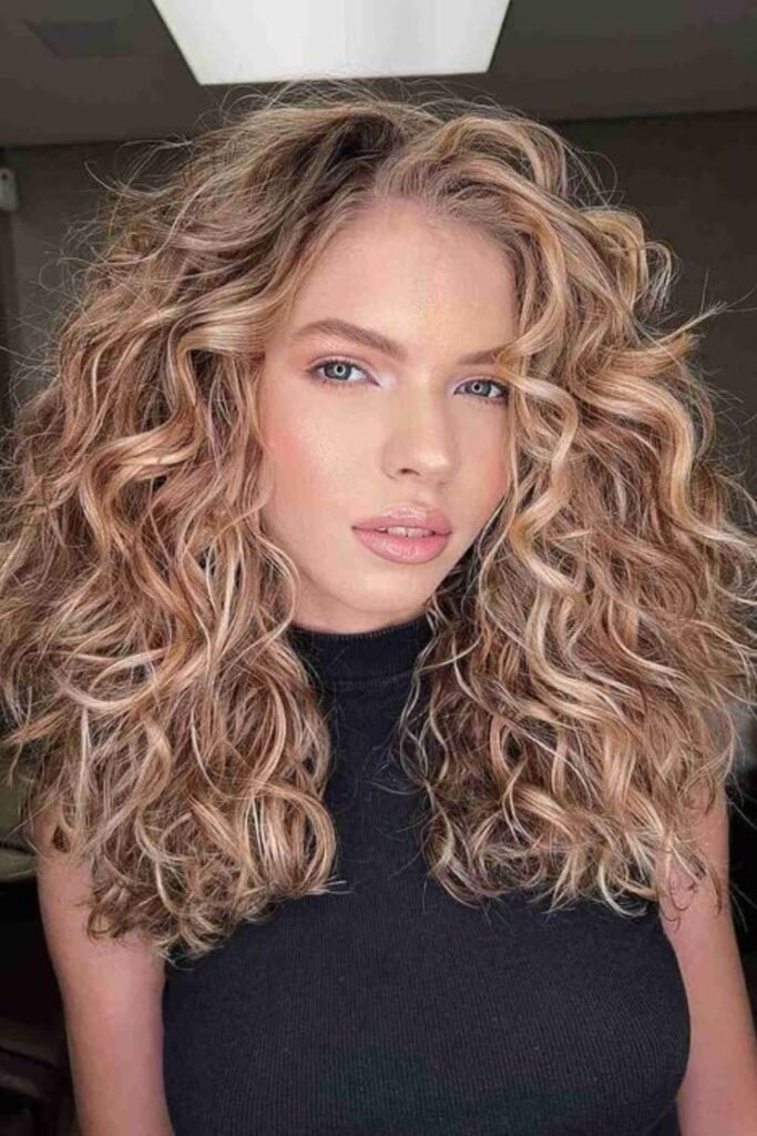 Sun-Kissed Bronde Curls