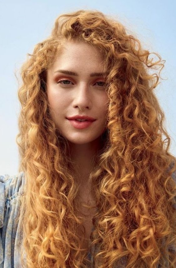 Golden Strawberry Blonde Curls