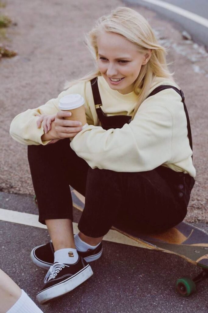 Skater Girl Outfit