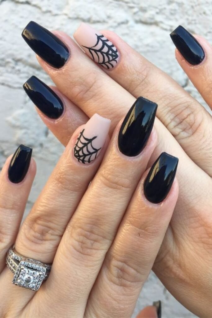 Spider Accent Nails