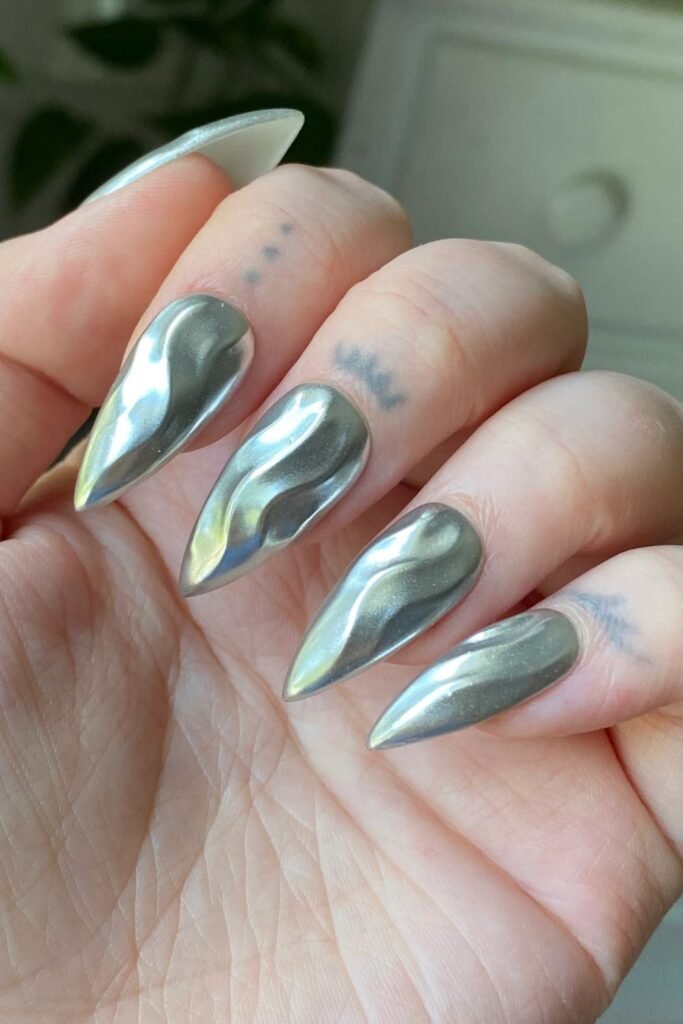 Wavy Chrome Nails