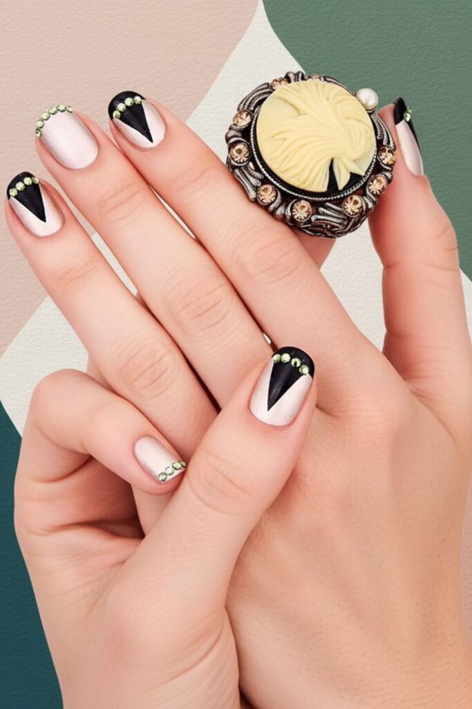 Witch Hat Accent Nails