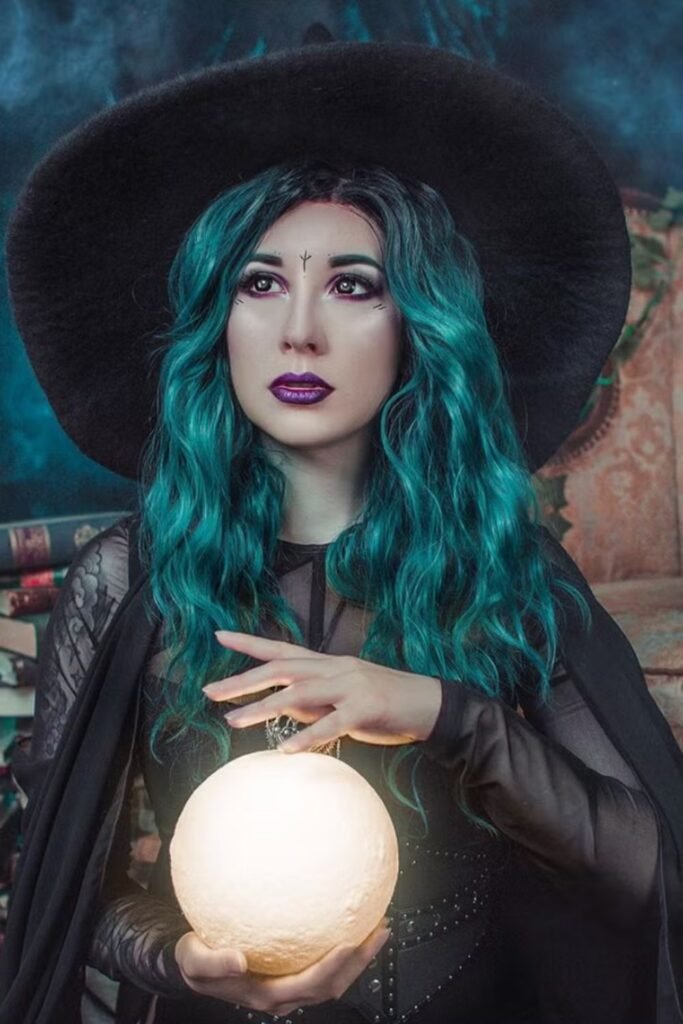 Fortune-Telling Witch