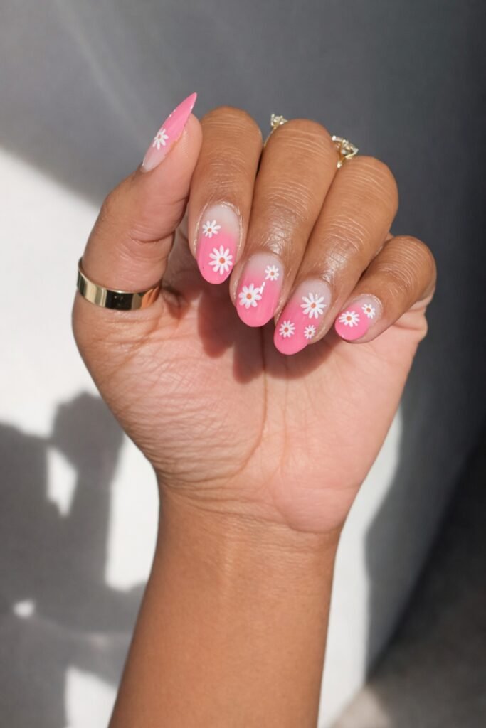Daisy-Dotted Pink Ombré Nails