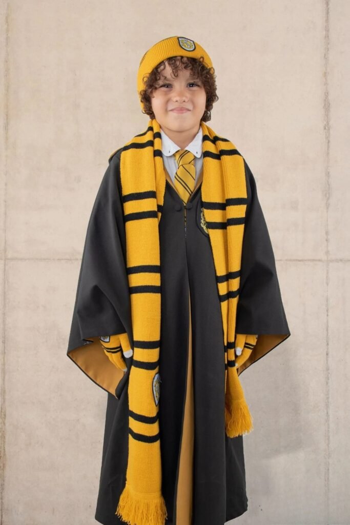 Boys Harry Potter outfit: Hufflepuff Sunny Casual Look
