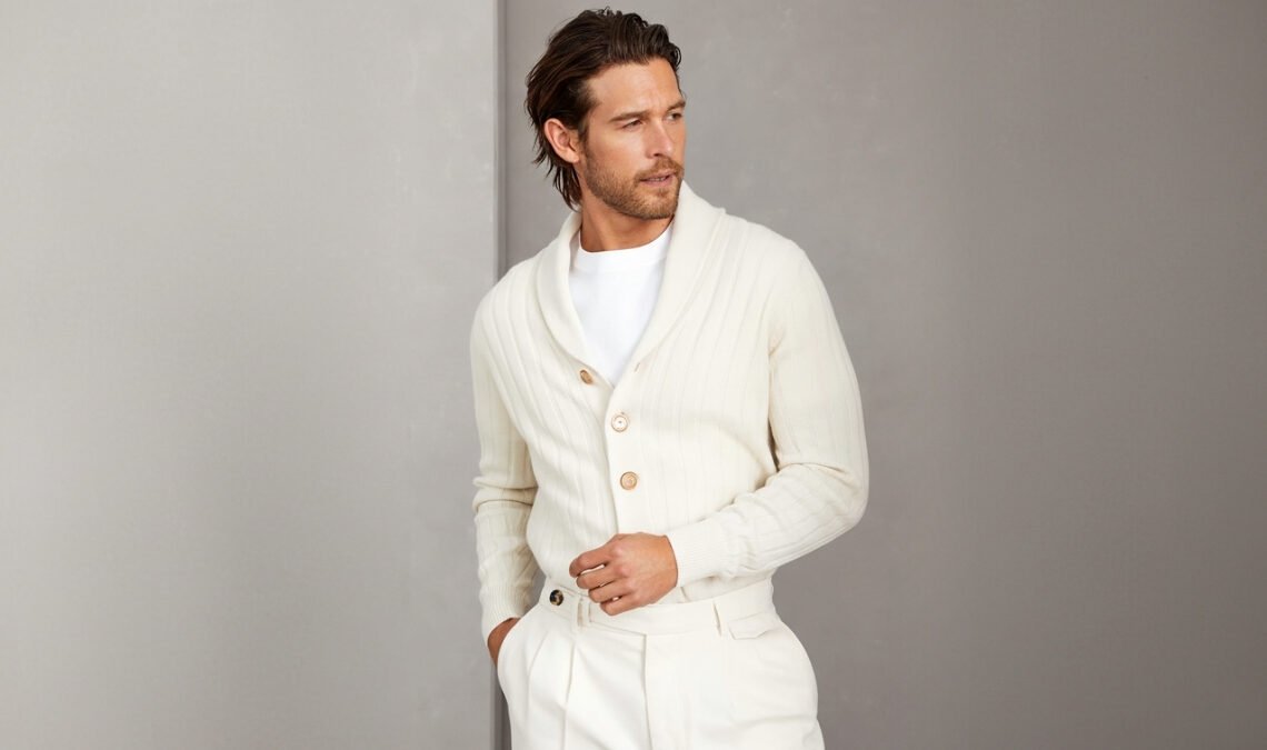 Men's White Outfit Ideas
