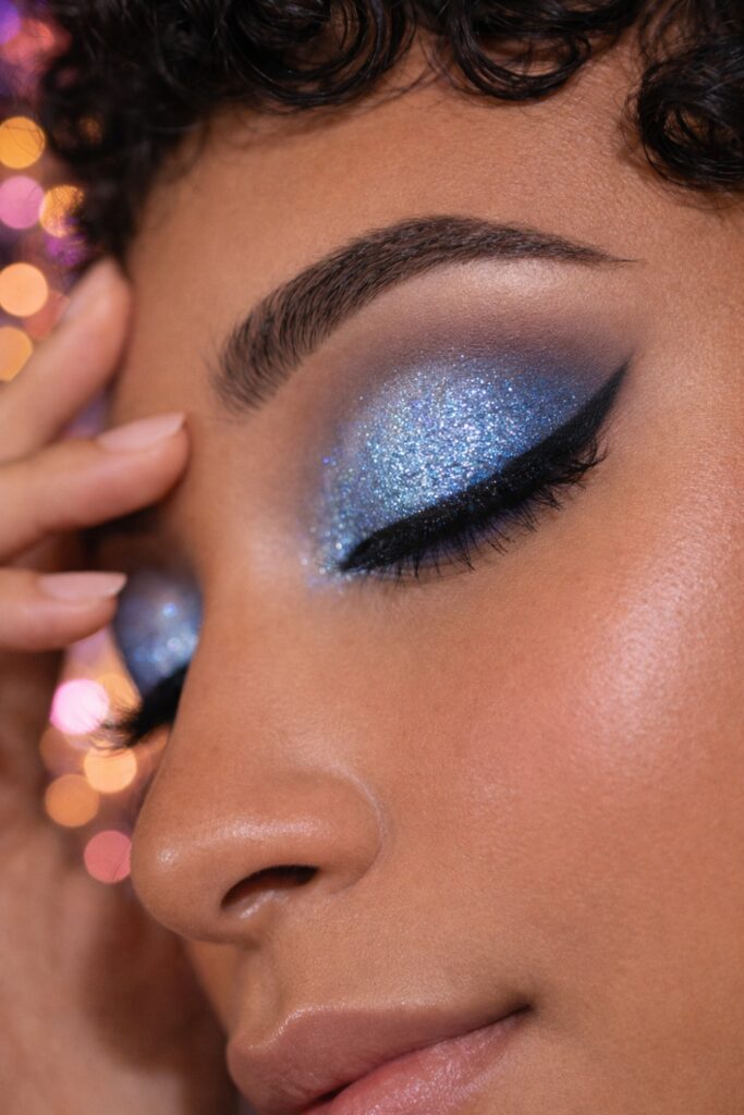 Pastel Blue Shimmer makeup