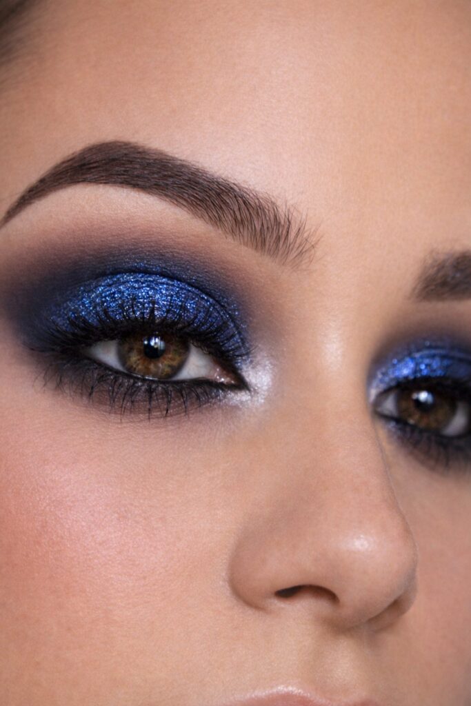 Royal Blue Glitter Lid makeup