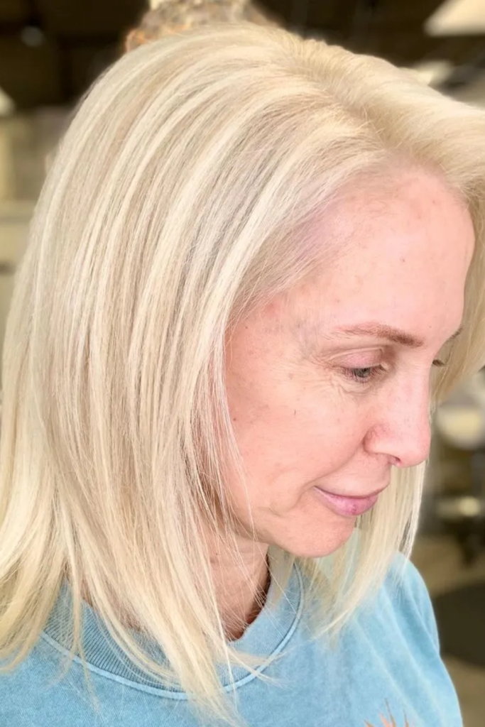 Smooth Blonde Lob For Straight Hair