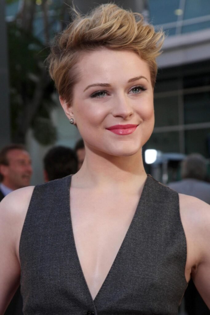 Textured Pixie with Volume