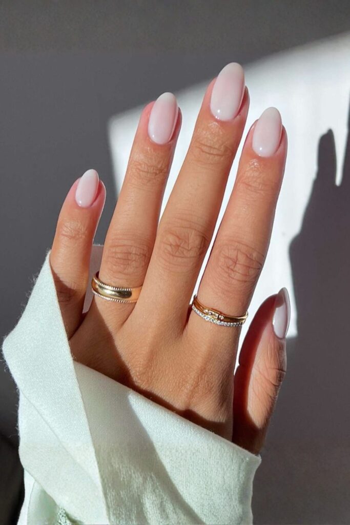 Creamy Oval White Classic Nails