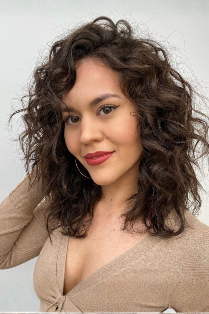 Easy Wash-and-Go Shoulder-Length Curls