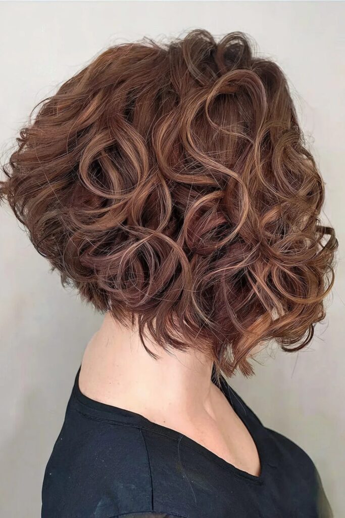 Loose Curls with Angled Shape