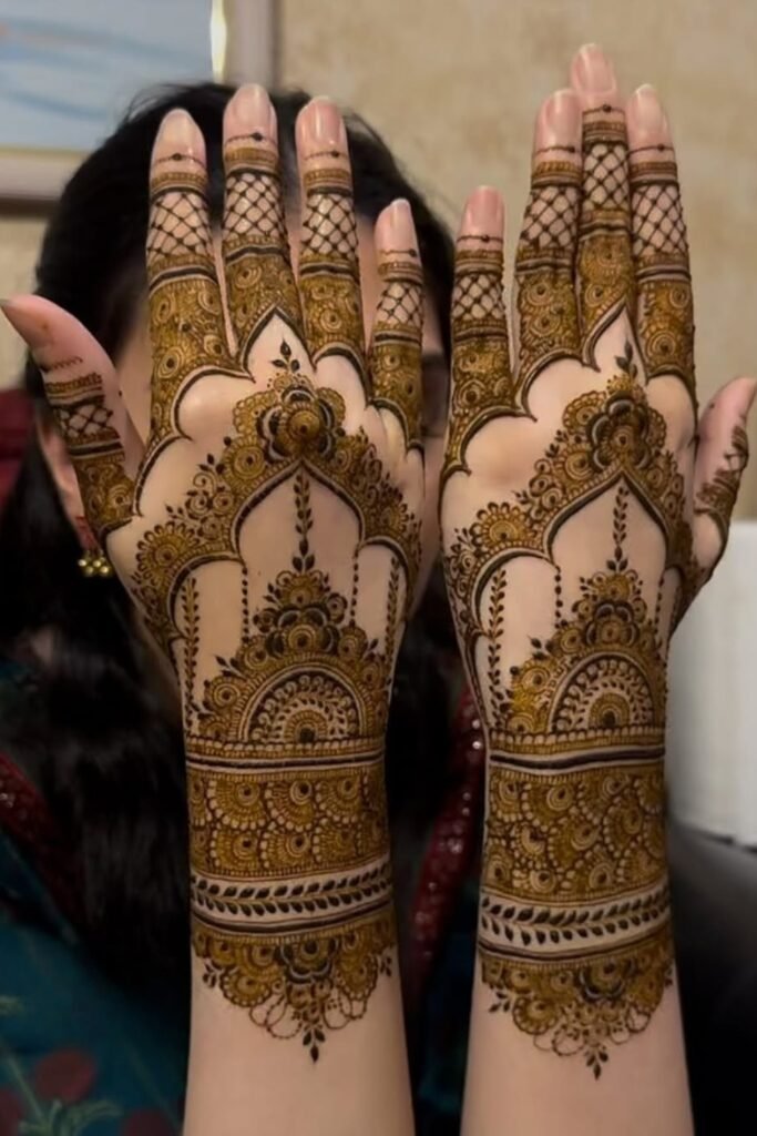 Rich Traditional Henna Artistry