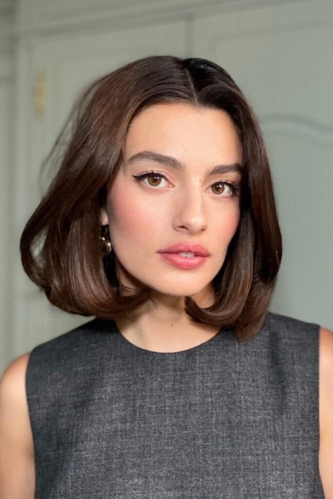 Italian Bob With Tucked-Under Ends
