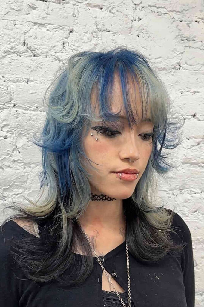 E-Girl Shag with Face-Framing Streaks