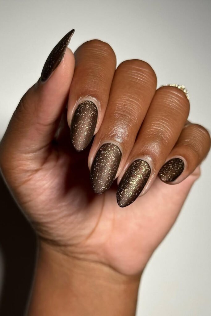 Espresso Brown Knit Texture Nails