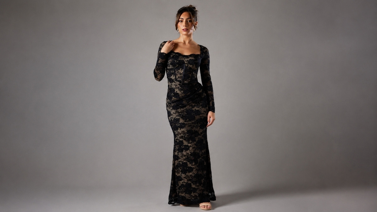 Lace Maxi Outfit ideas for women